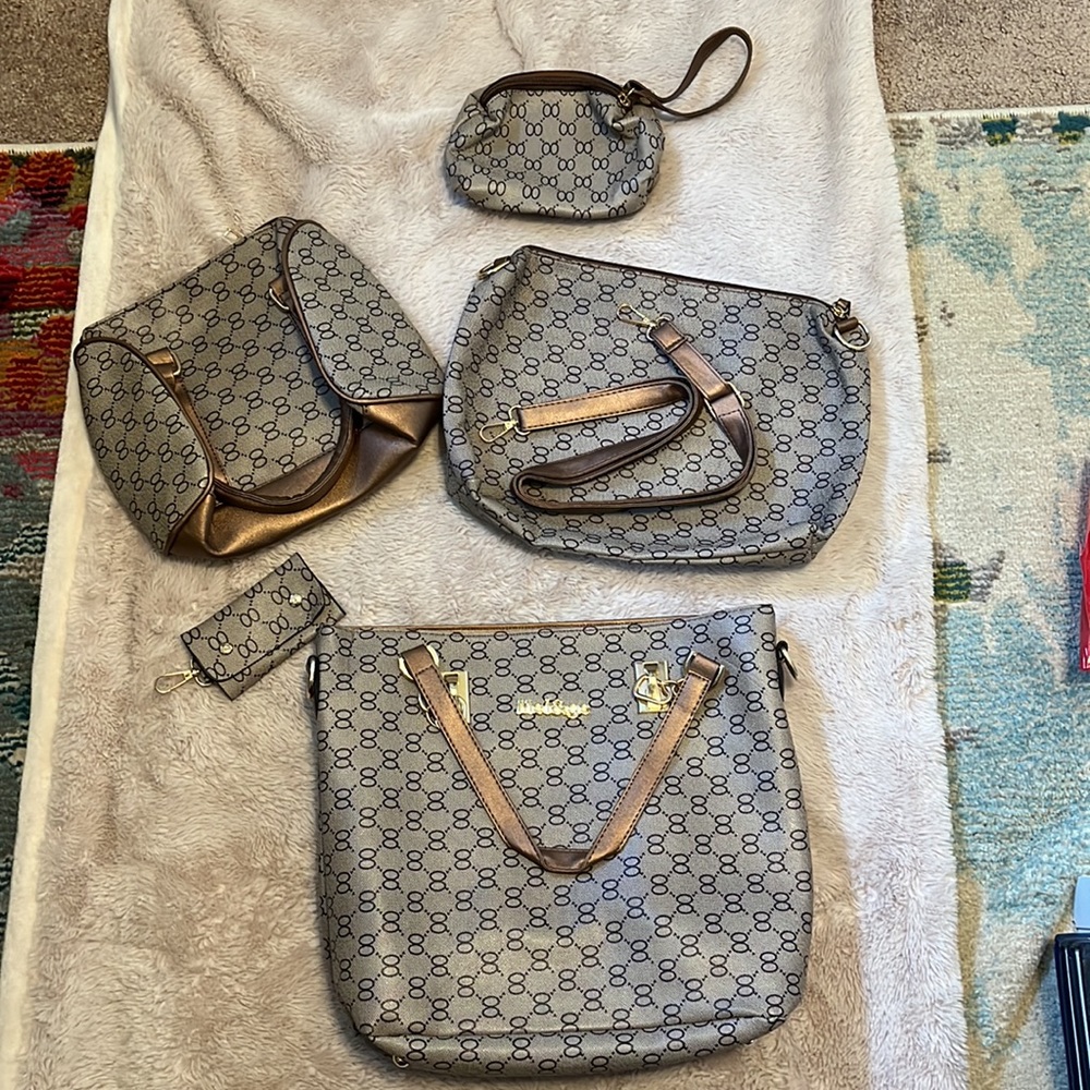 NIB Mei & Ge 5-Piece Handbag Set